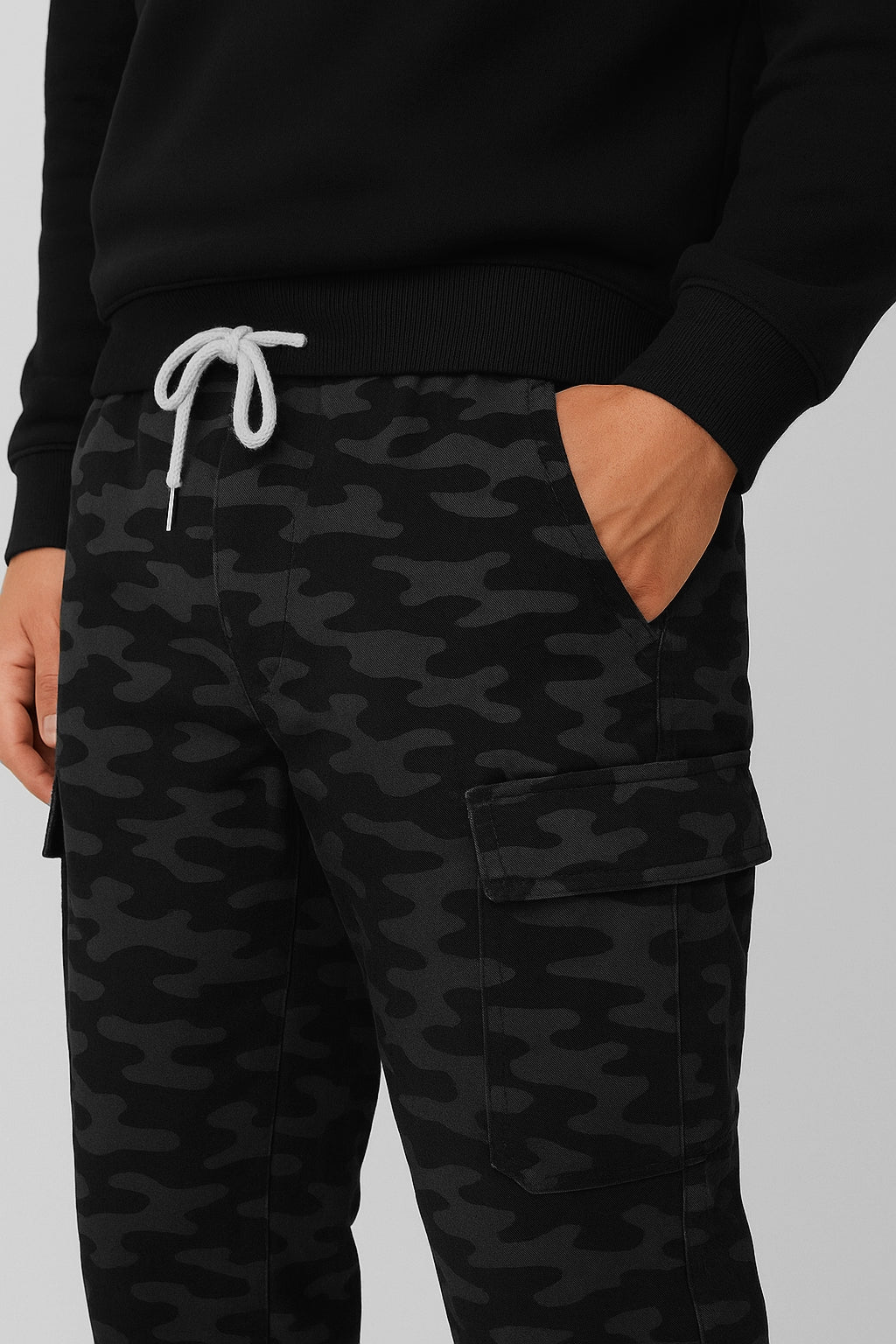 Men's Grey Stylish Camo Cargo Pants